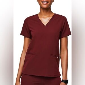 FIGS Scrub Top for Women Classic Fit Size Medium Maroon Color